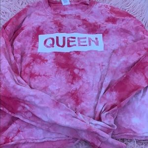 pink and white queen long sleeve